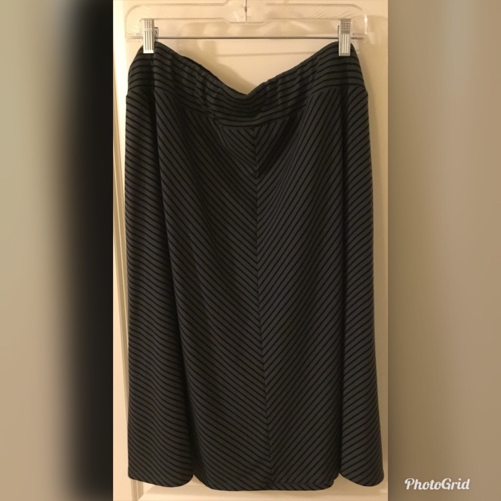Ava & Viv skirt